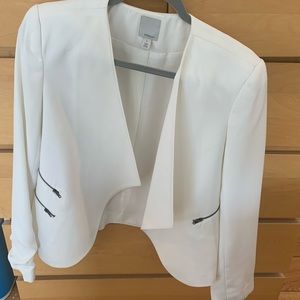 White Halogen blazer with zipper detail.